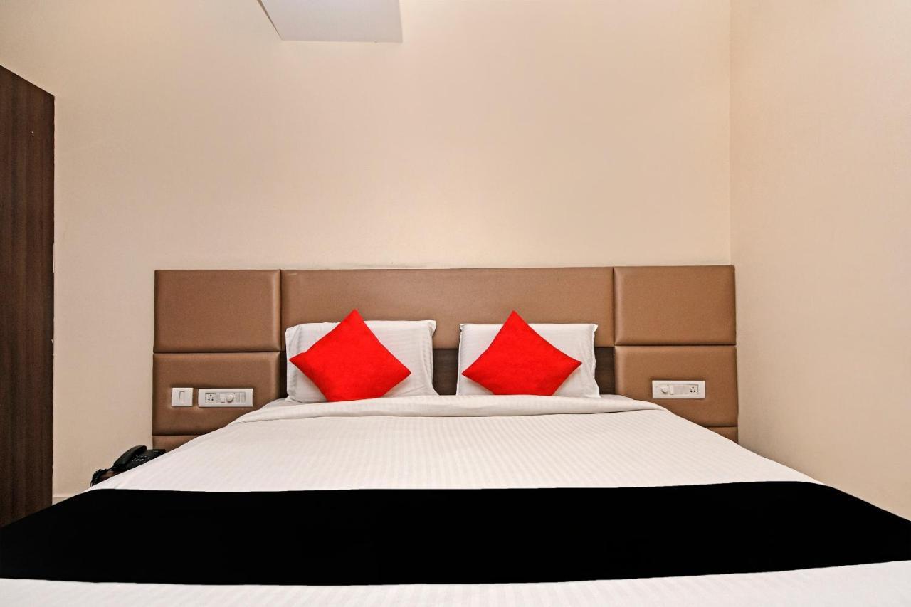 Capital O 76622 Hotel Raama Grand Mysore Εξωτερικό φωτογραφία