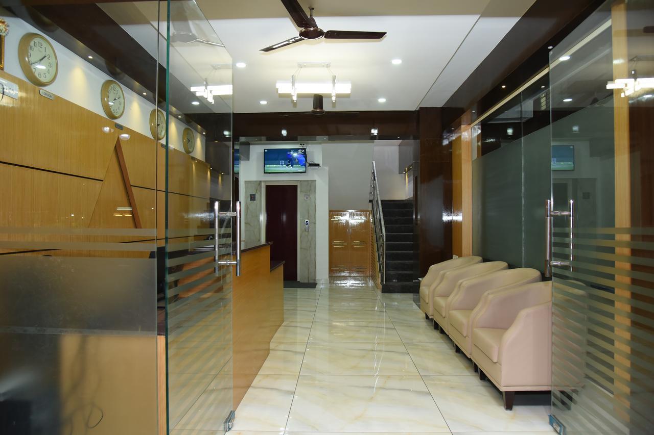 Capital O 76622 Hotel Raama Grand Mysore Εξωτερικό φωτογραφία
